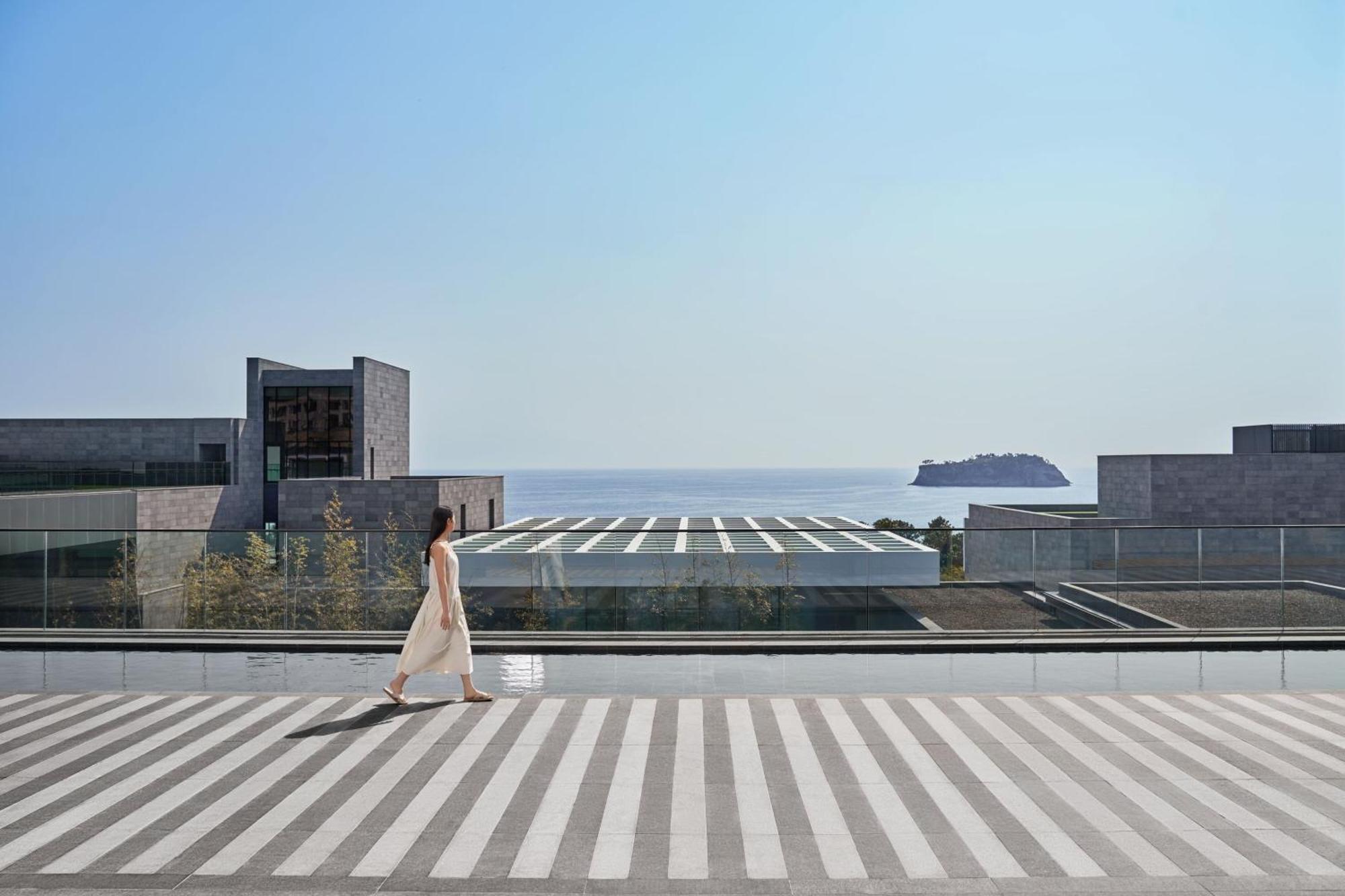 Jw Marriott Jeju Resort & Spa Seogwipo Exterior foto